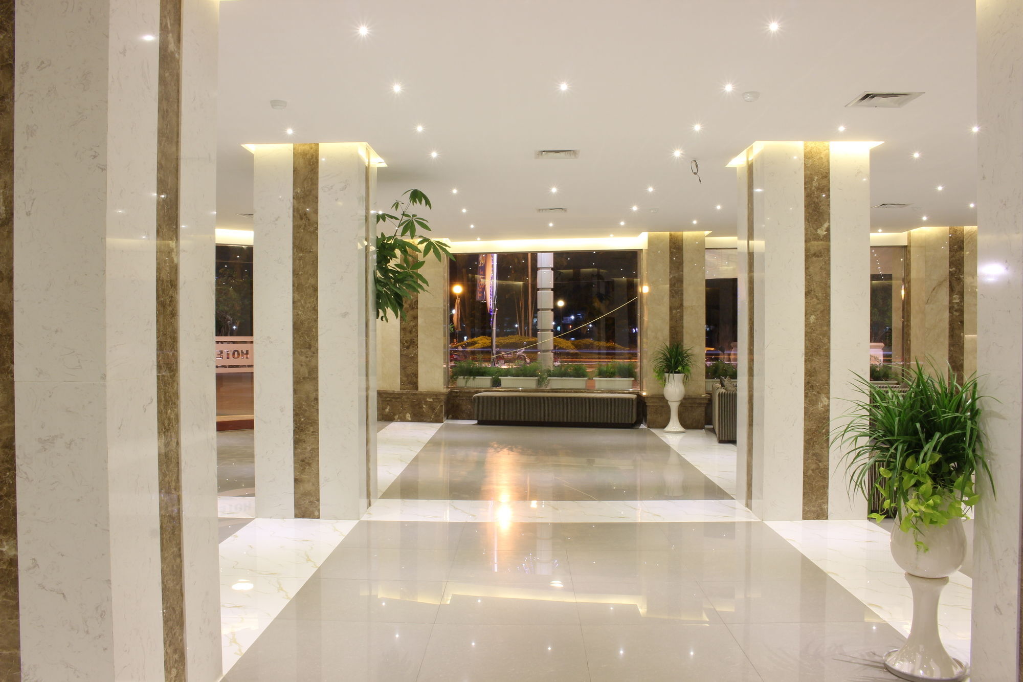 International Hotel Cần Thơ Extérieur photo